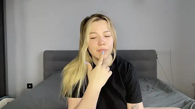 alyrasun online show from 03/23/26, 06:06