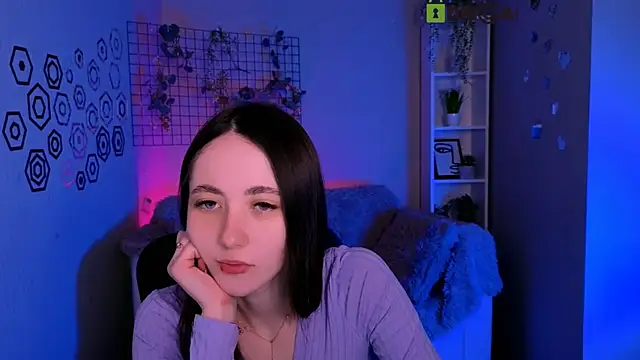 bella dorn online show from 04/28/26, 12:21