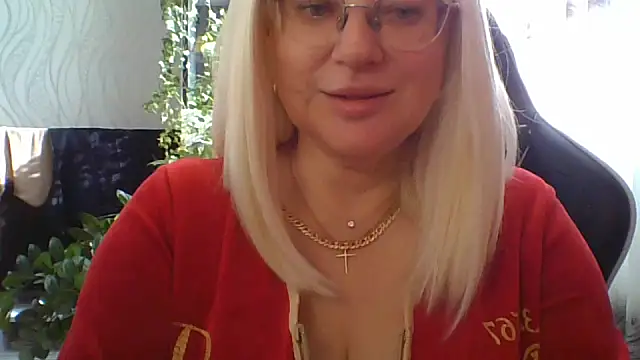 LianaSweetX online show from 04/23/26, 04:57