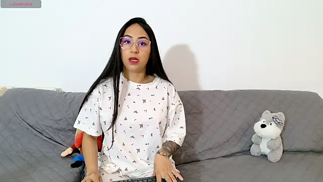 vanessaadol online show from 05/03/26, 11:16