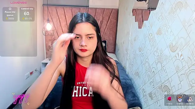 Zoe  Taylor   online show from 03/27/26, 11:54