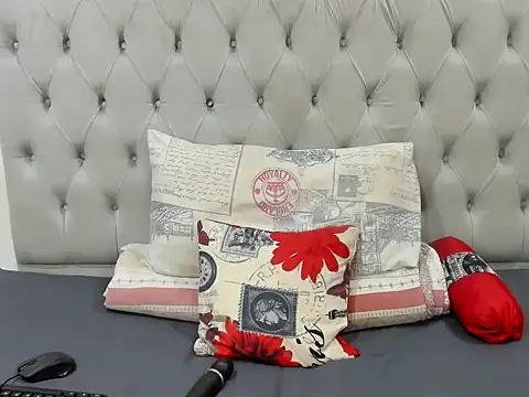 DarkBubble xx online show from 03/12/26, 09:43