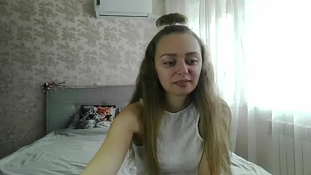 MysticGlimmer online show from 04/20/26, 11:24