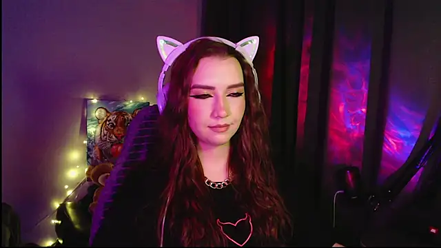 Snapshot of Celia_Sensual_ chatting on 04/23/26, 06:54 Celia Sensual online show from 04/23/26, 06:54