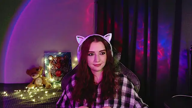 Snapshot of Celia_Sensual_ chatting on 07/12/26, 07:27 Celia Sensual online show from 07/12/26, 07:27