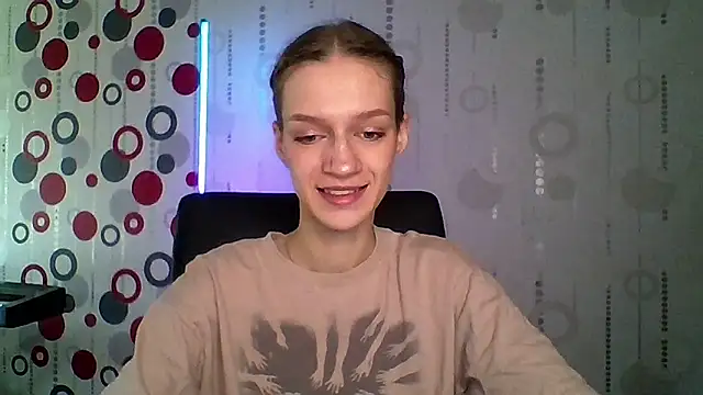 Chrissy Joyful online show from 04/20/26, 03:31