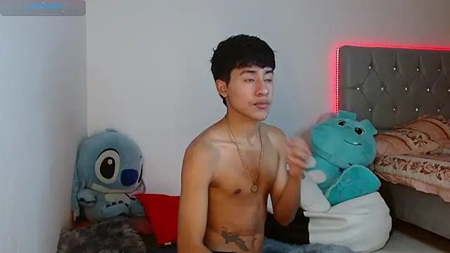 Sebas fire4 online show from 04/03/26, 09:24