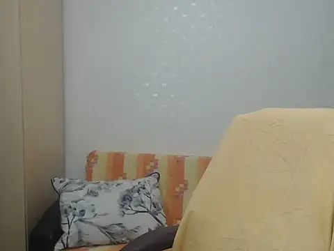 Snapshot of BlondEagleMuscle chatting on 07/10/26, 08:11 BlondEagleMuscle online show from 07/10/26, 08:11