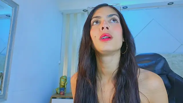 j belle  online show from 04/03/26, 01:42