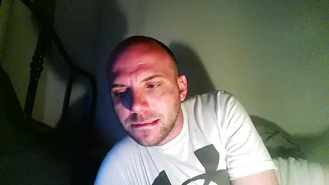 Snapshot of experiencelove chatting on 06/30/26, 01:06 experiencelove online show from 06/30/26, 01:06