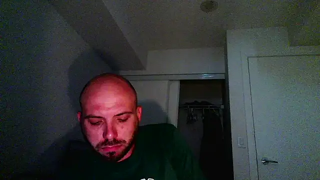Snapshot of experiencelove chatting on 07/23/26, 12:02 experiencelove online show from 07/23/26, 12:02