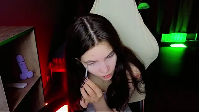 GG Viper online show from 04/15/26, 09:04