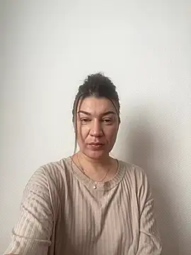 MilaDiva34 online show from 03/16/26, 08:18