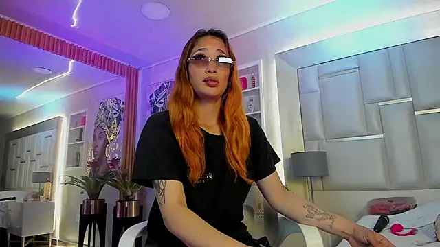 ZoeTaylorl online show from 03/30/26, 01:01