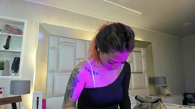 Snapshot of ZoeTaylorl chatting on 06/02/26, 01:46 ZoeTaylorl online show from 06/02/26, 01:46