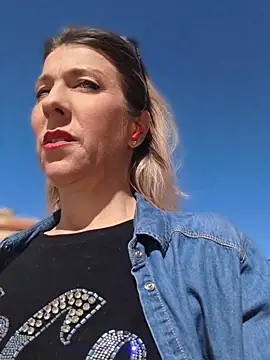 ManuelaX online show from 02/23/26, 10:45