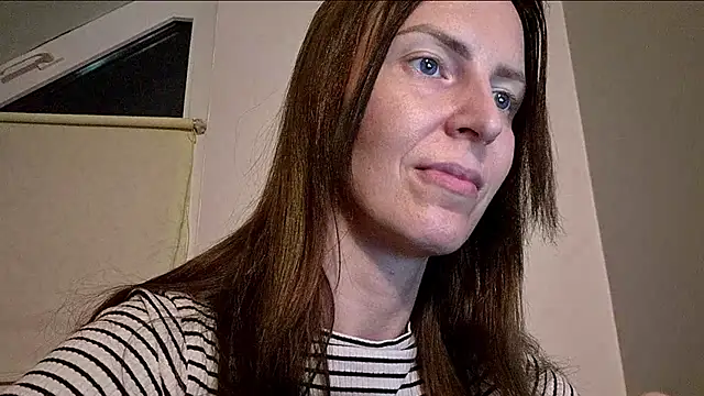 Snapshot of AnnaTight chatting on 04/29/26, 07:53 AnnaTight online show from 04/29/26, 07:53