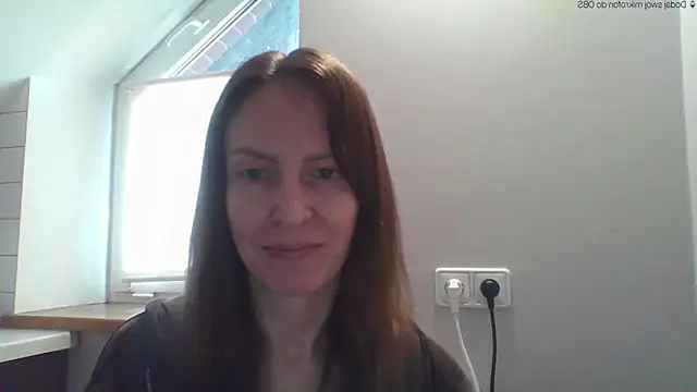 Snapshot of AnnaTight chatting on 05/19/26, 04:24 AnnaTight online show from 05/19/26, 04:24