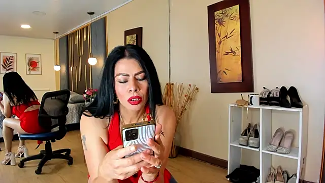 Snapshot of SofiiMontes chatting on 06/13/26, 12:03 SofiiMontes online show from 06/13/26, 12:03