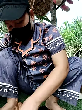 Tini-mimi online show from 04/18/26, 01:31