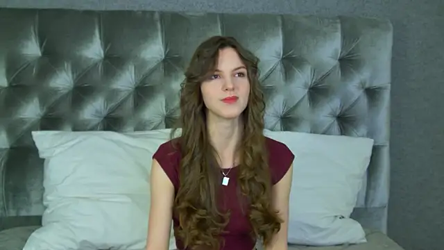 AmaliaLima online show from 04/15/26, 04:08
