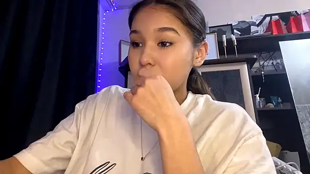 CatherineForbes online show from 04/13/26, 12:21