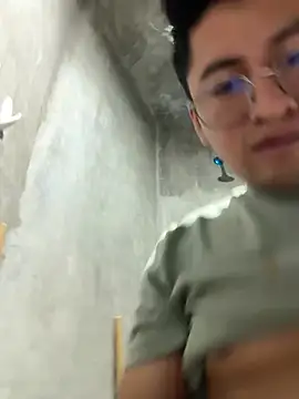 GoldenM95 online show from 03/23/26, 06:06