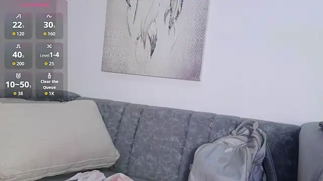 queen adhara online show from 04/15/26, 12:12