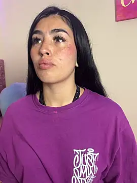 Charlothe1 online show from 04/15/26, 12:39