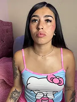 Charlothe1 online show from 04/22/26, 11:39