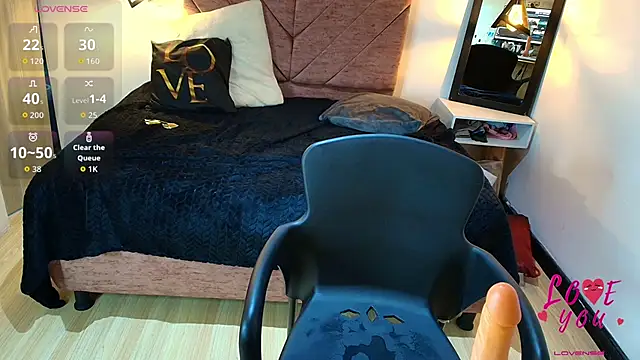 Amanda Fox   online show from 04/02/26, 08:01