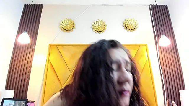 Lilith Ricci online show from 07/17/26, 11:50