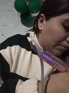 Snapshot of EmaGw7 chatting on 07/28/26, 11:26 EmaGw7 online show from 07/28/26, 11:26