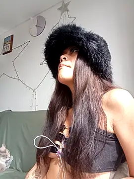 Cloe pink1 online show from 04/20/26, 01:58