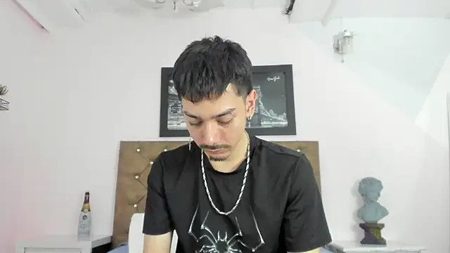 finn jackson online show from 04/27/26, 08:18