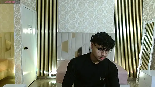 Snapshot of kairo_tay chatting on 03/23/26, 11:58 kairo tay online show from 03/23/26, 11:58