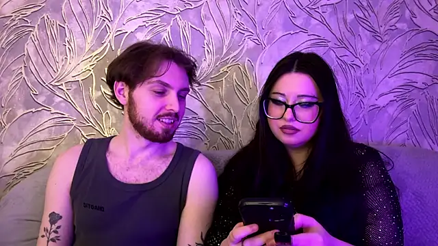 LunaWithAdrian online show from 03/08/26, 01:03