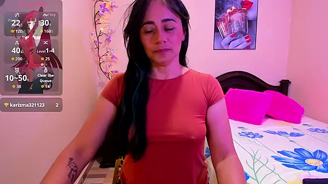 Snapshot of sara_florez12 chatting on 07/14/26, 10:21 sara florez12 online show from 07/14/26, 10:21