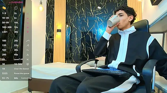 ValeriHot 1 online show from 04/05/26, 03:04