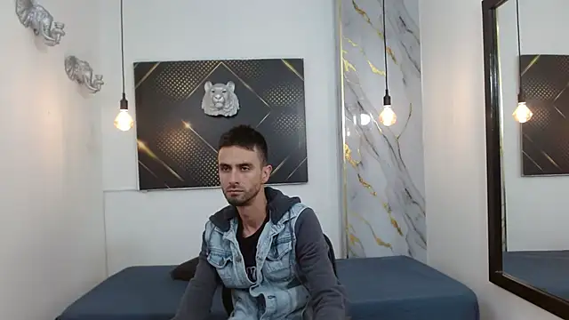 KingOfTemptation online show from 03/09/26, 02:59