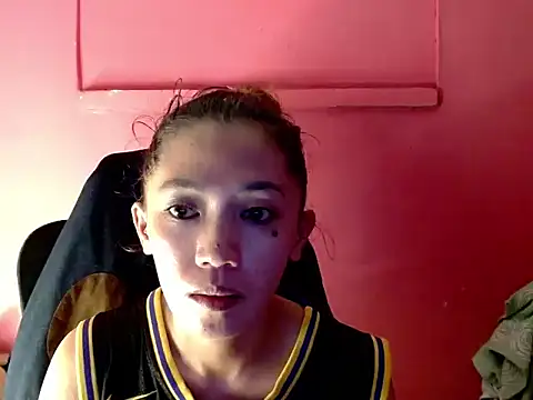 mia slut0810 online show from 03/07/26, 06:32