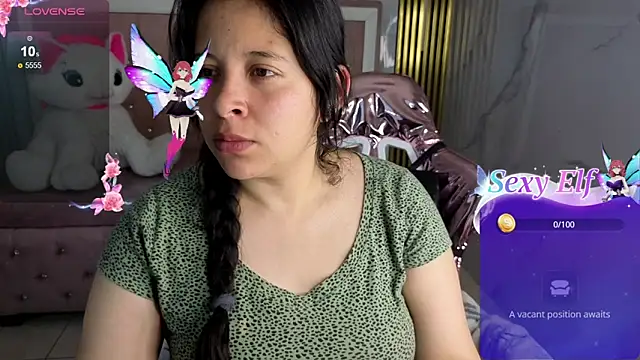 Snapshot of sara_tellez_s chatting on 06/05/26, 03:13 sara tellez s online show from 06/05/26, 03:13