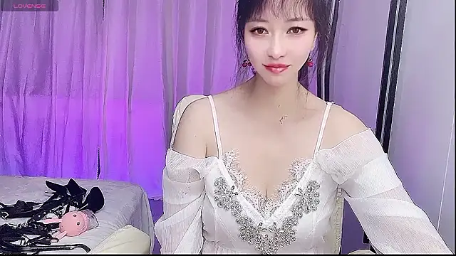 QIQIY169  online show from 03/19/26, 01:37