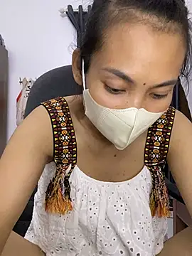 -Lilyn- online show from 03/21/26, 12:54