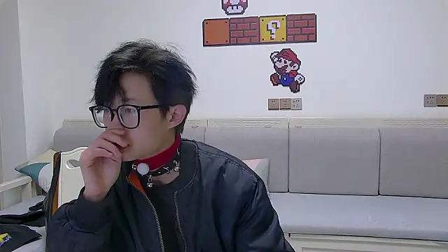 Chili-001 online show from 04/12/26, 02:27