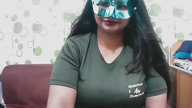 Snapshot of hard_to_do__ chatting on 05/19/26, 03:18 hard to do online show from 05/19/26, 03:18