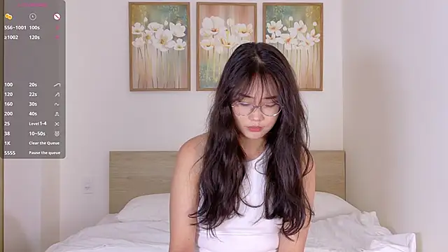 pinkyblooom online show from 03/25/26, 09:15