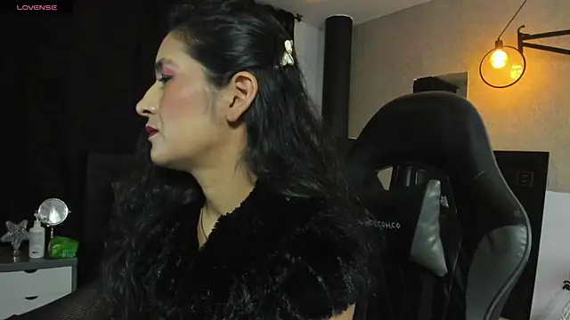 Vicky Angeel online show from 07/17/26, 01:01