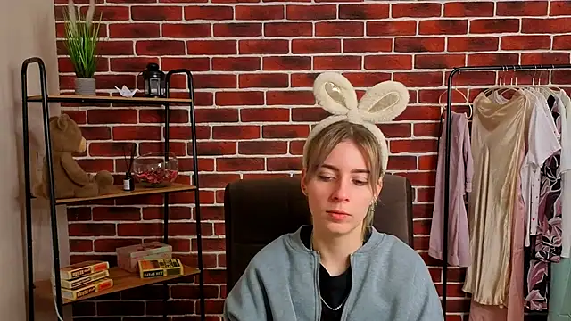 RebeccaaNelson online show from 03/24/26, 01:05