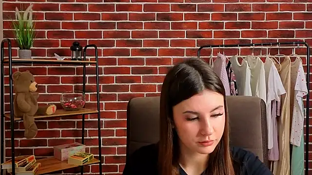 EllensWhite online show from 04/01/26, 12:17